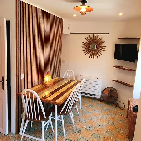Your Riviera Bolthole In דירה מנטון